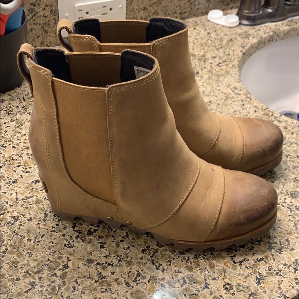 Sorel wedge booties